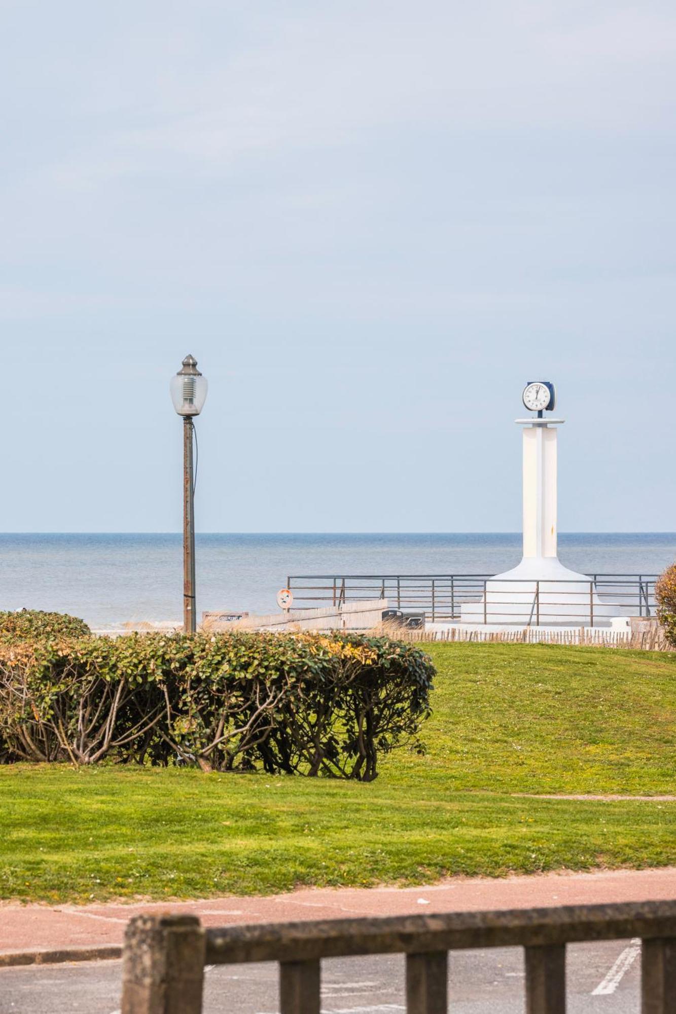 Spacieux Appart Pour 6, Front De Mer, Centre Le Touquet Exterior foto
